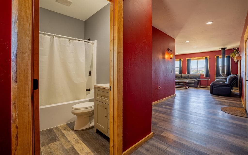 1693 Lane 14 — photo 8 of 25