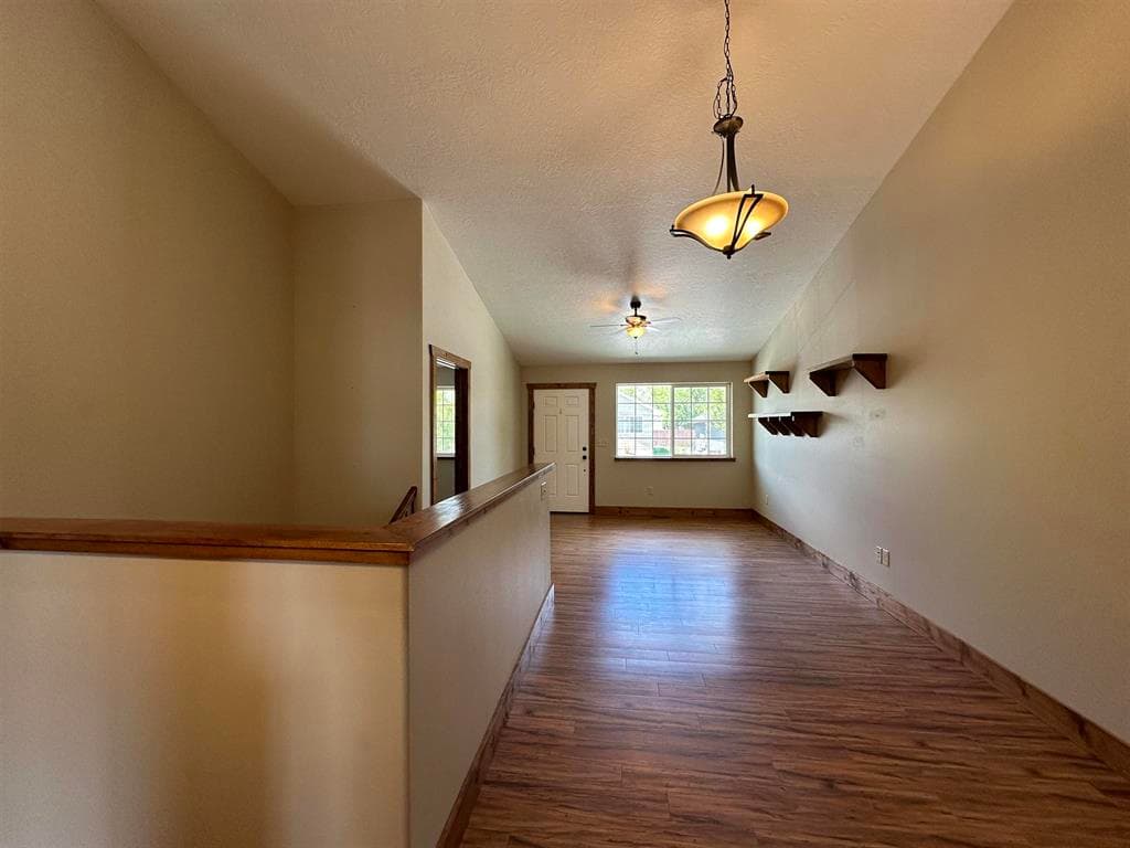 1632 Stella Ct — photo 8 of 25