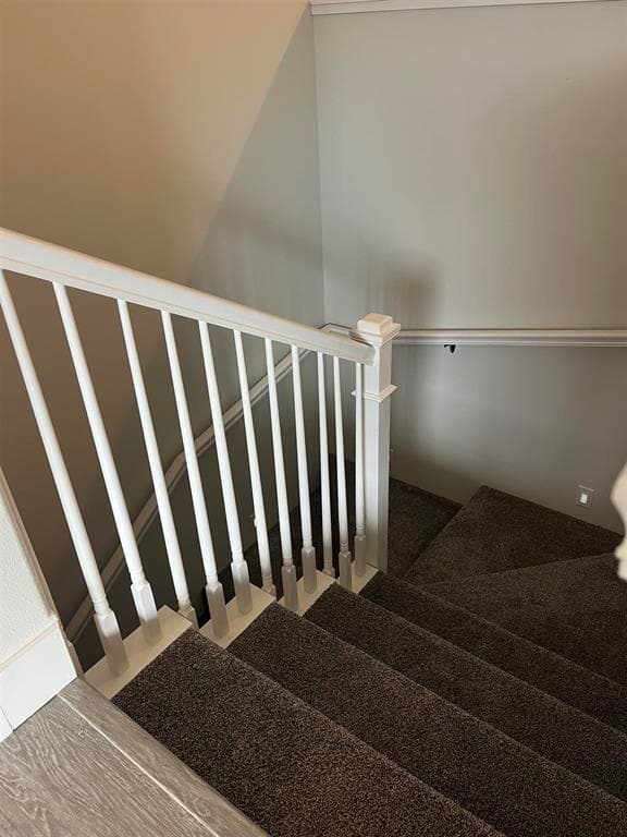 1638 Stella Ct — photo 2 of 6