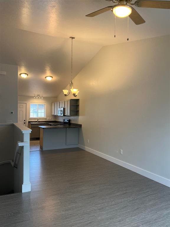 1638 Stella Ct — photo 5 of 6