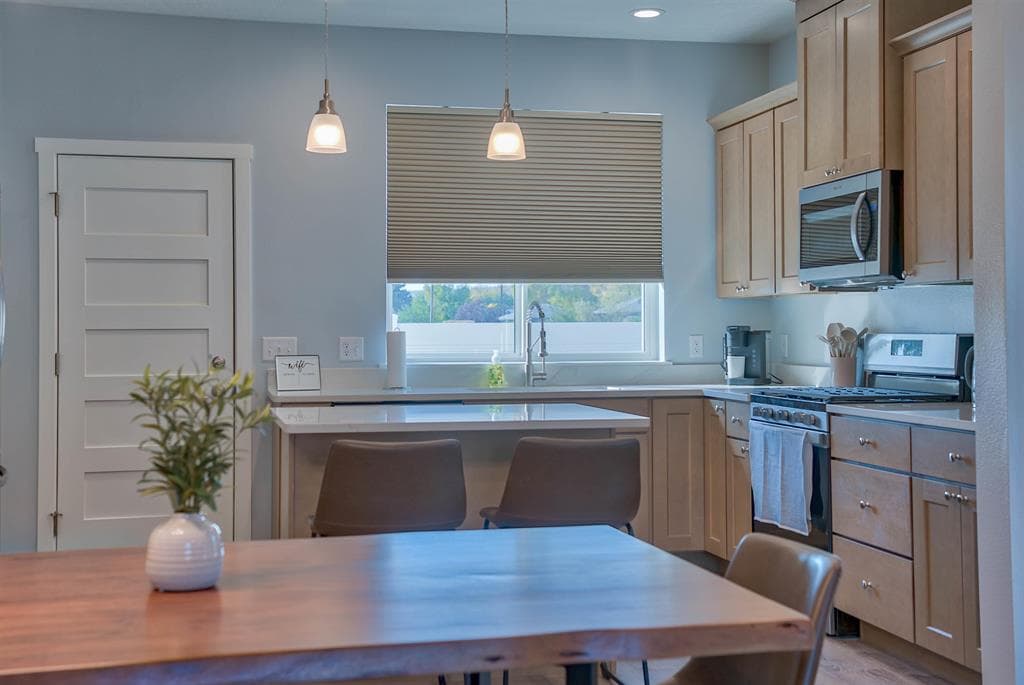 2824 Legacy Lane — photo 4 of 25