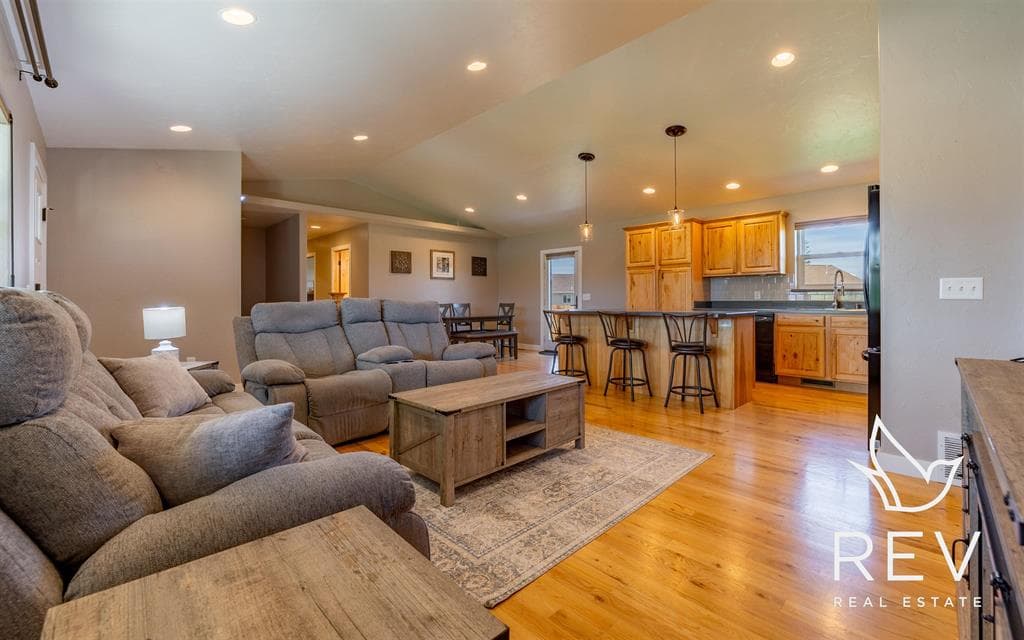 3007 Twin Creek Tr Ave — photo 5 of 25