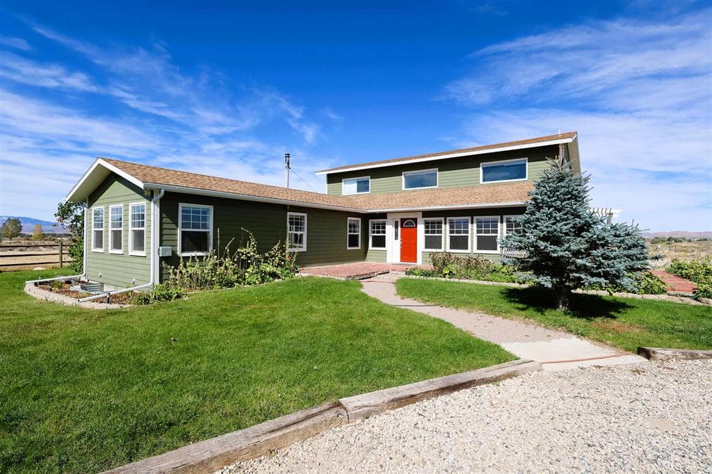 99 Sage Dr — photo 2 of 25