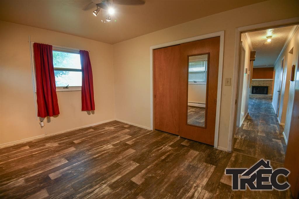 586 S Day St — photo 19 of 25