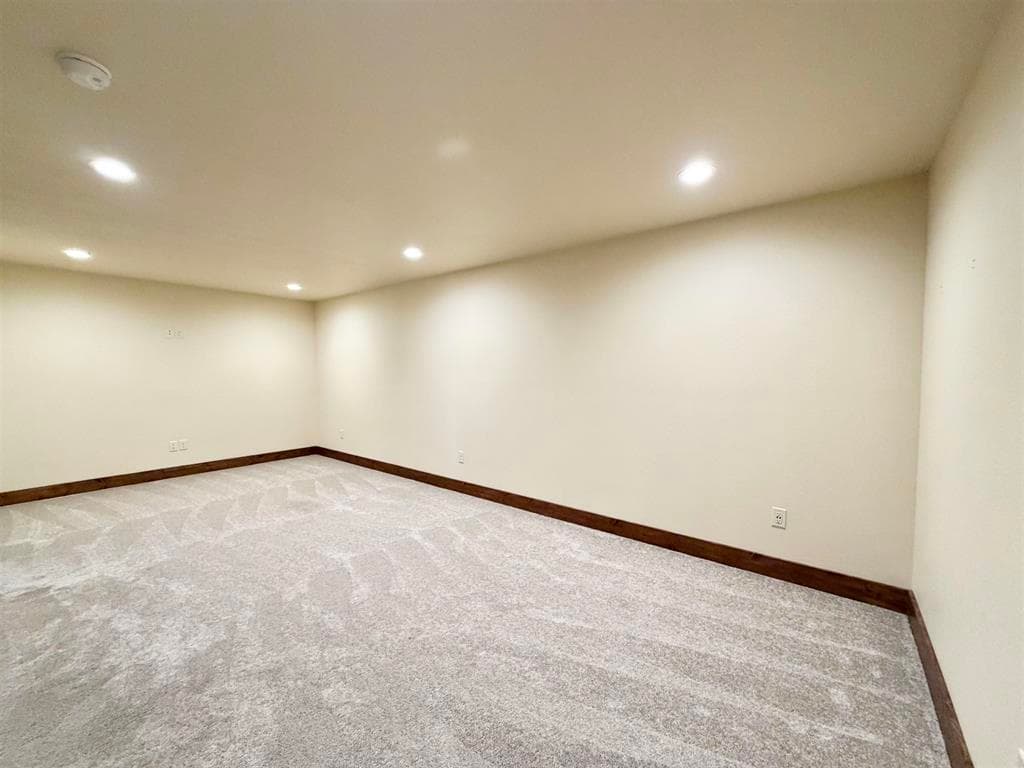 1608 Stella Ct — photo 24 of 25