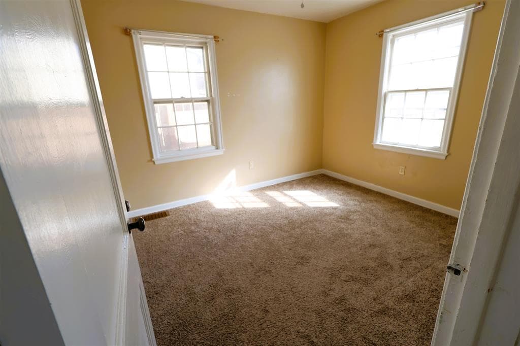 1726 Salsbury Ave — photo 14 of 20