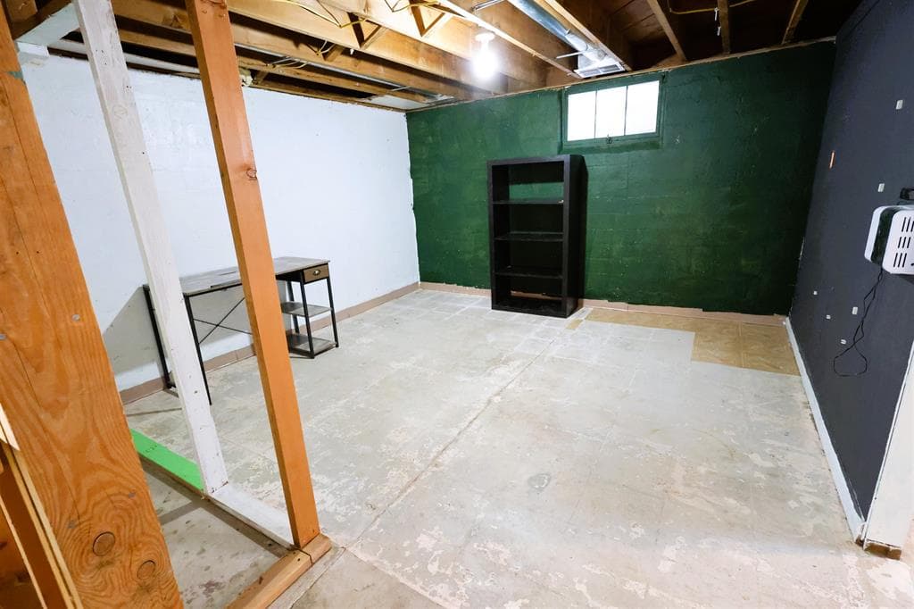 1726 Salsbury Ave — photo 17 of 20
