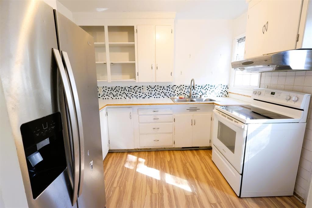 1726 Salsbury Ave — photo 6 of 20