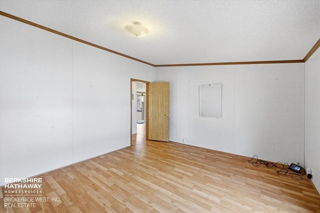 209 & 207 C St — photo 16 of 25