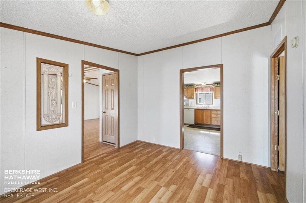 209 & 207 C St — photo 21 of 25