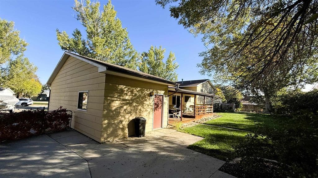 1700 Crest Way — photo 7 of 25
