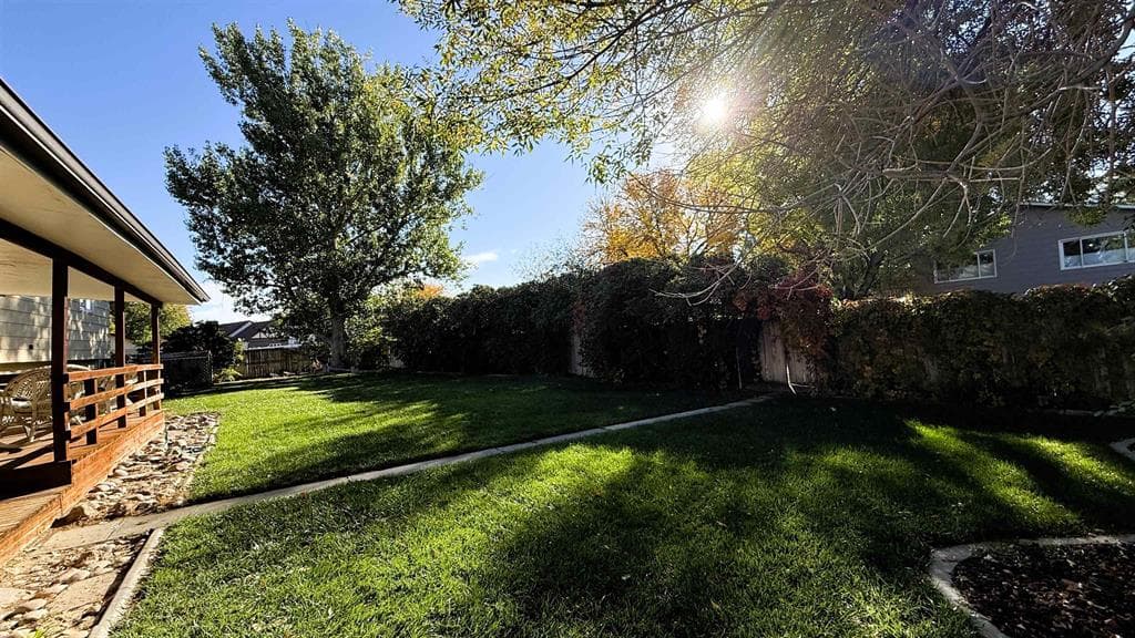 1700 Crest Way — photo 8 of 25