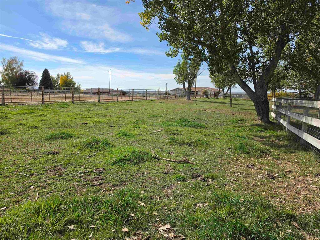 1001 N Road 11 — photo 23 of 25