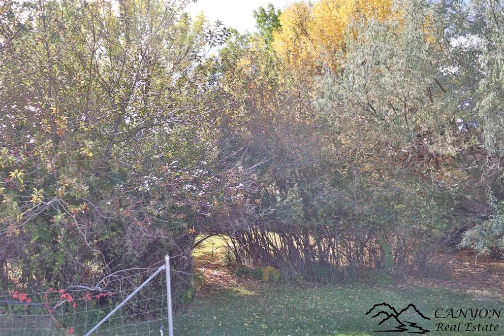 1307 Wyoming Ave — photo 7 of 17
