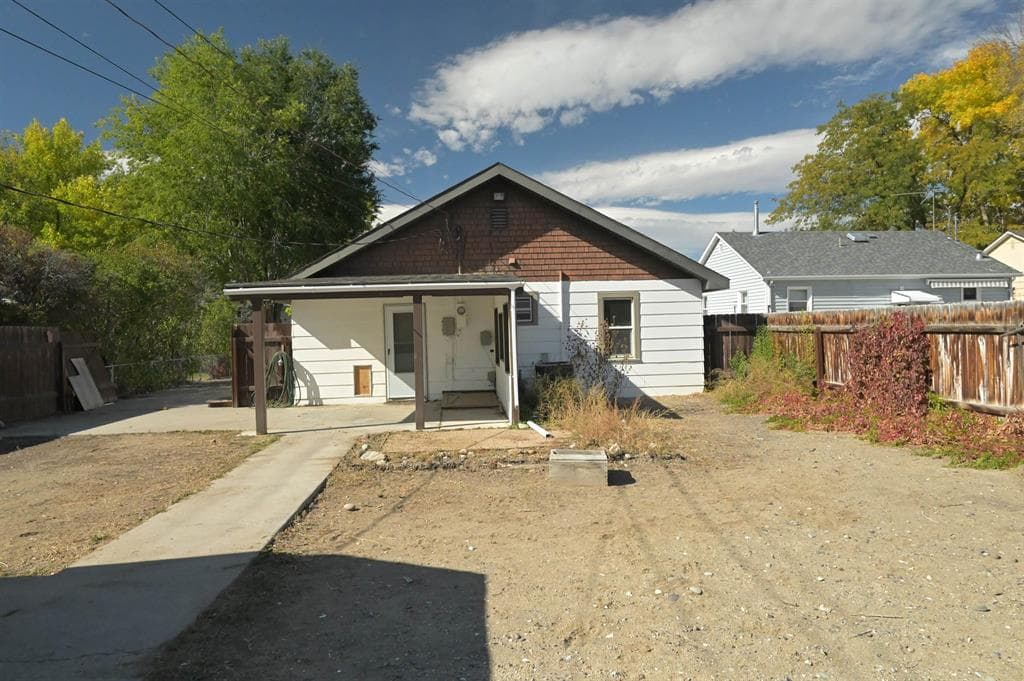 427 N Bernard St — photo 22 of 25