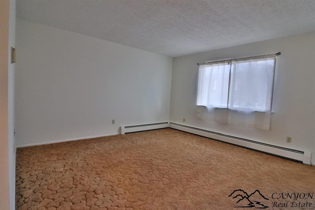 2954 Sheridan Ave — photo 4 of 25