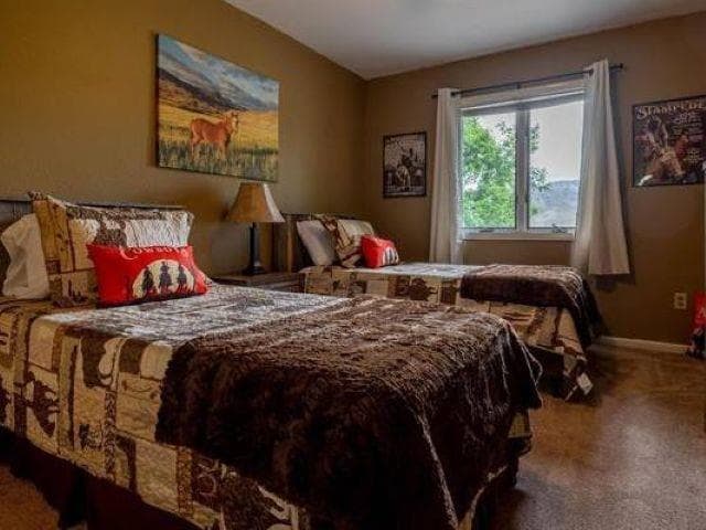 25 Four Bear Ln — photo 4 of 12