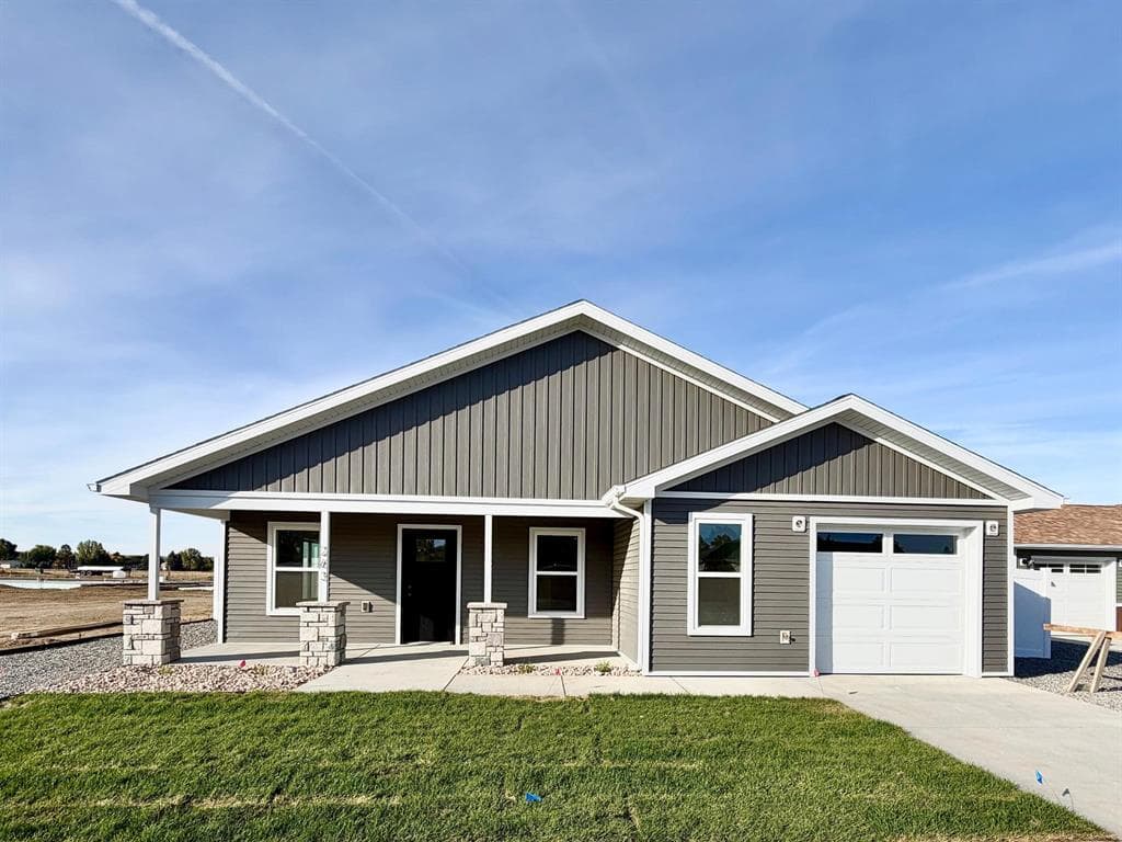 263 Cypress Dr photo 1