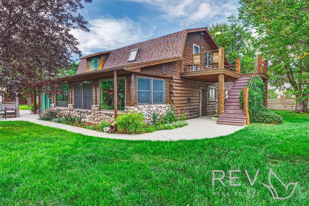 8 Mountain View Dr — photo 2 of 25
