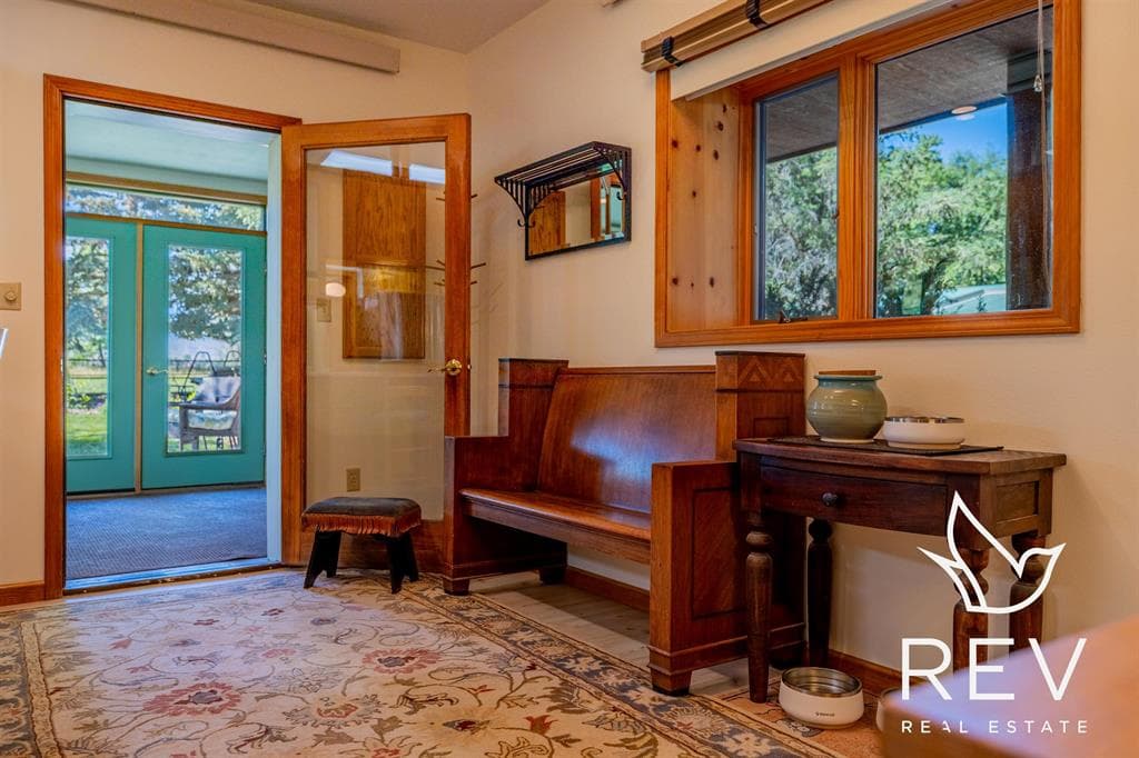 8 Mountain View Dr — photo 4 of 25