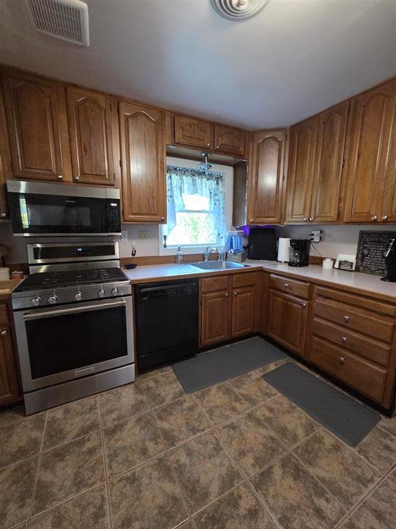 312 Crescent Dr — photo 18 of 25