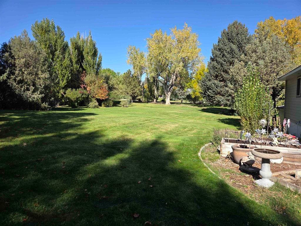 312 Crescent Dr — photo 5 of 25