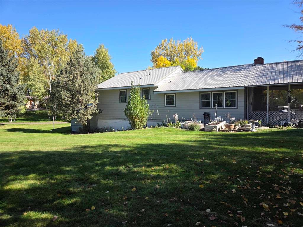 312 Crescent Dr — photo 6 of 25