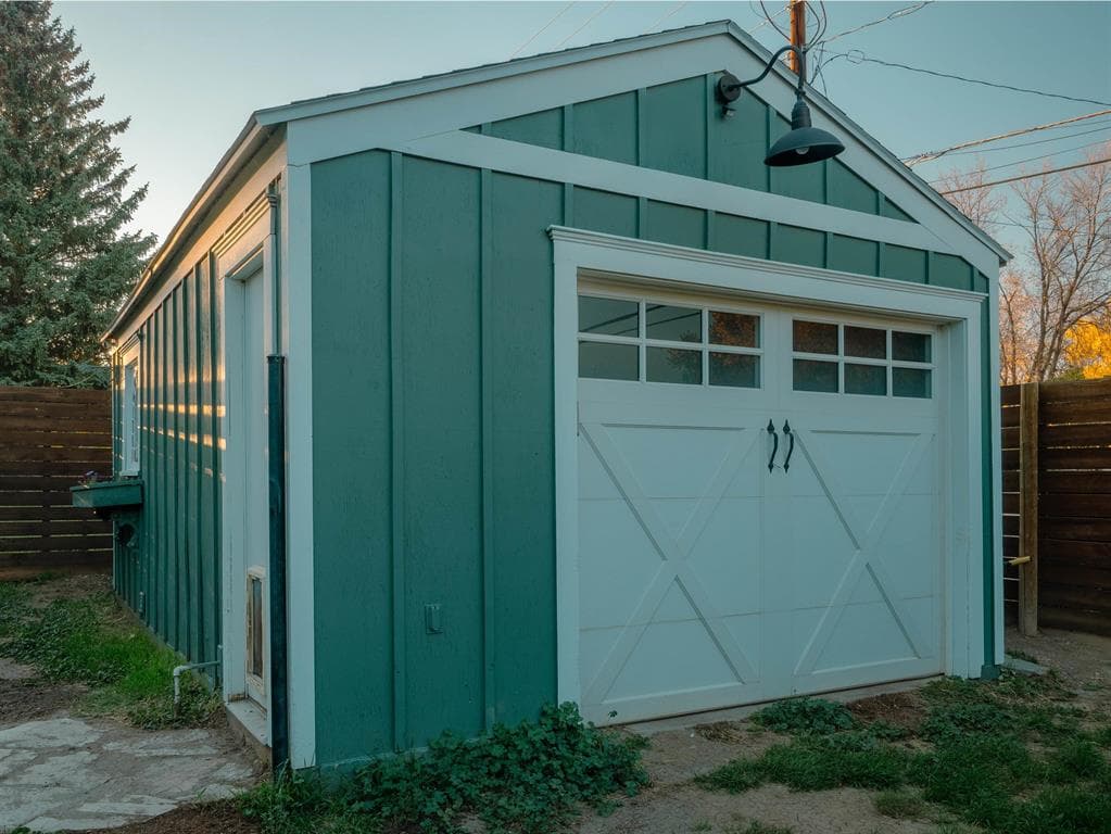 1037 Alger Ave — photo 21 of 21