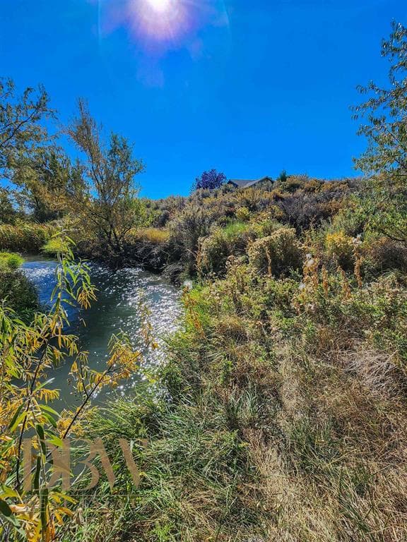 21 Creek Ln — photo 9 of 25