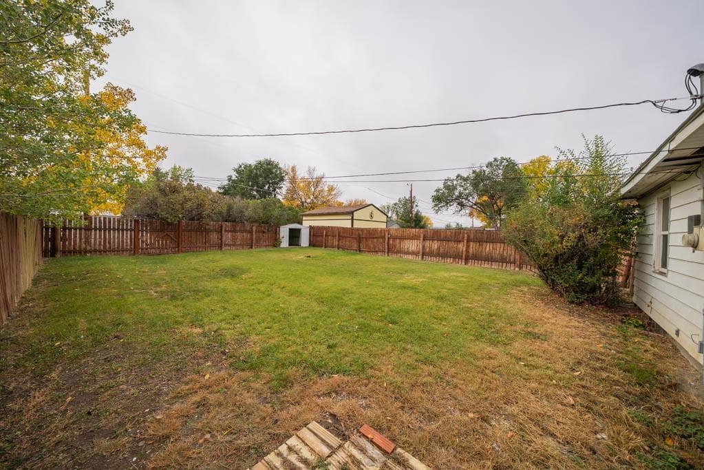 1738 Salsbury Ave — photo 18 of 24