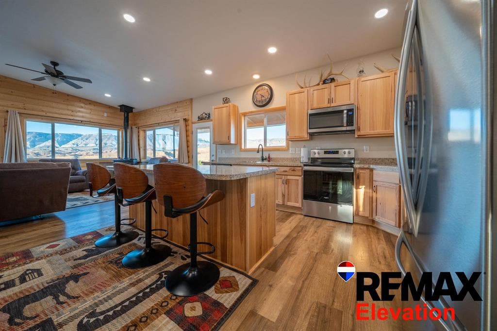 4183 Trapper Creek Rd — photo 9 of 25