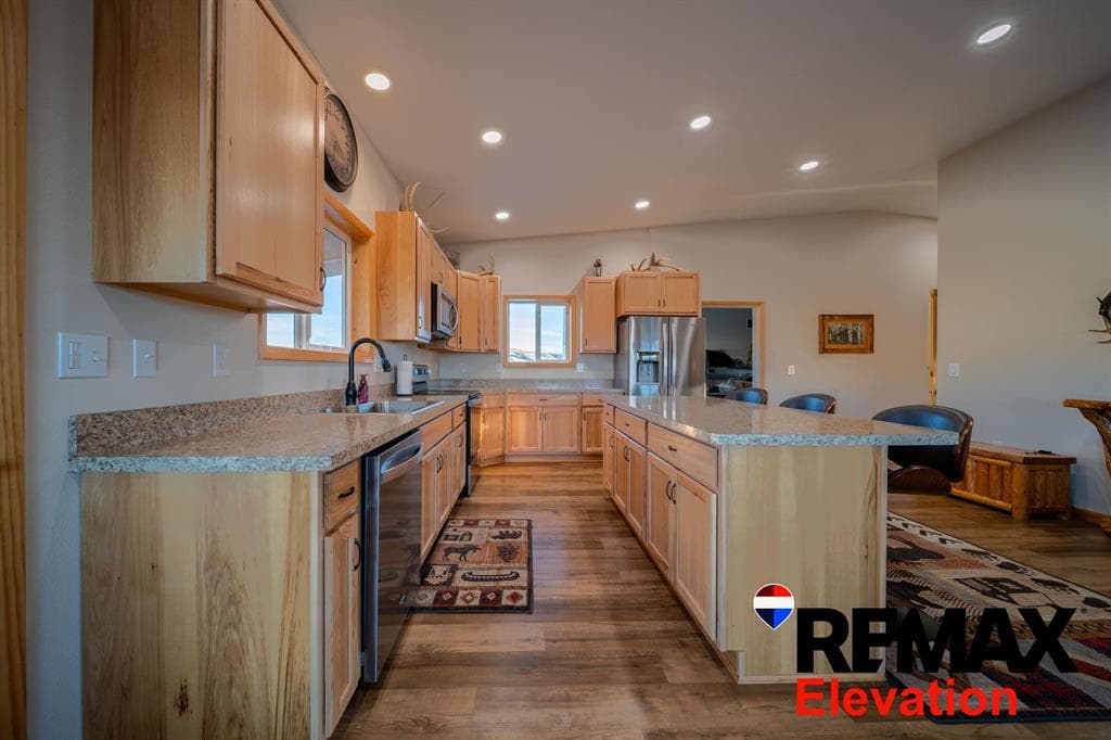 4183 Trapper Creek Rd — photo 10 of 25