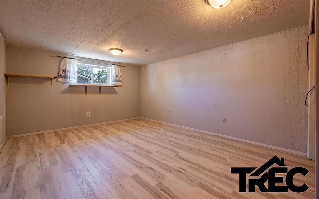 625 N Clark St — photo 11 of 22