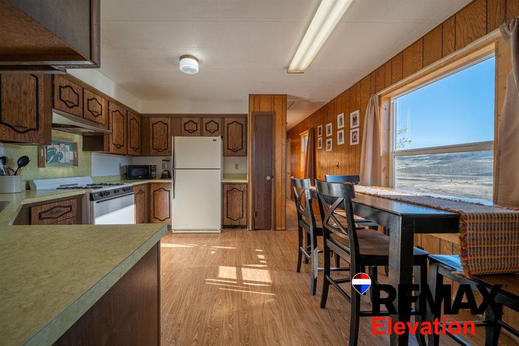 4185 Trapper Creek Rd — photo 11 of 25