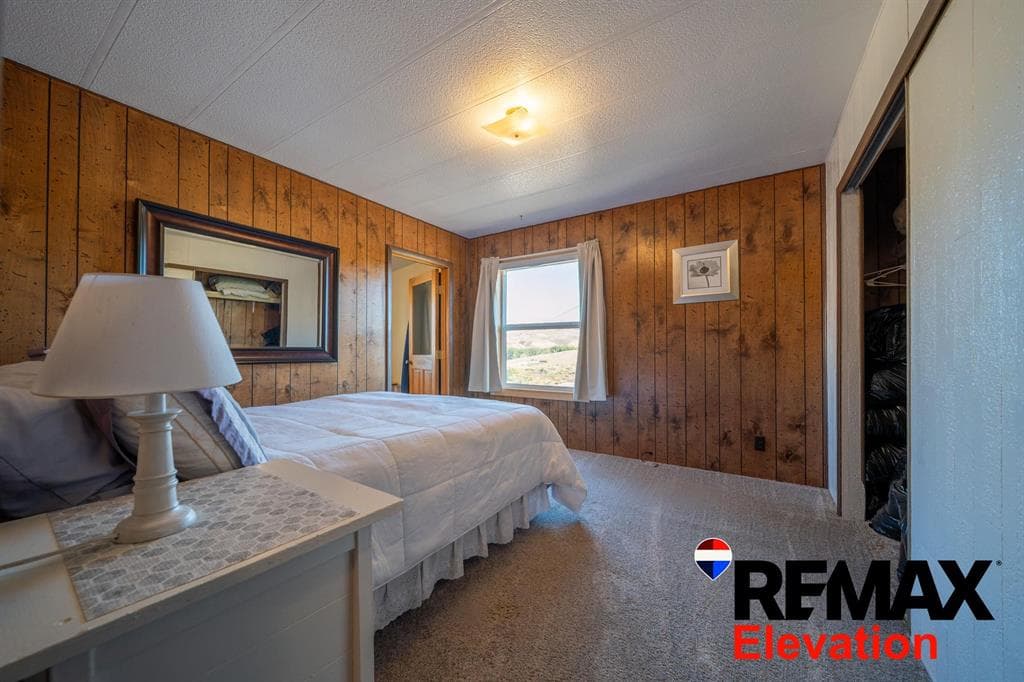4185 Trapper Creek Rd — photo 16 of 25