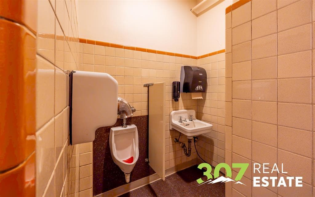 204 N Bent St — photo 13 of 25