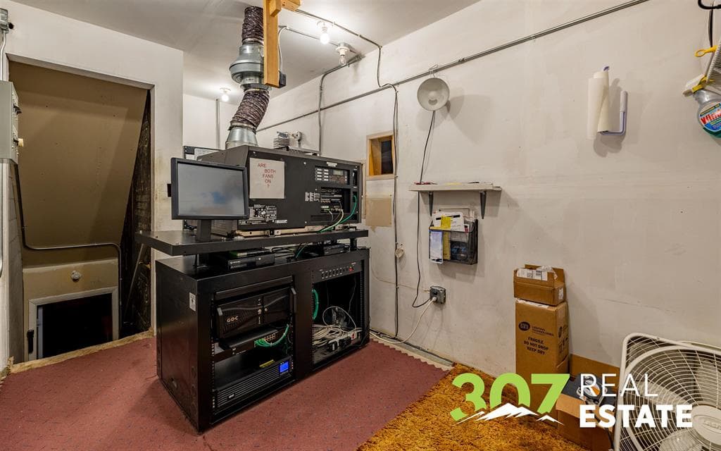 204 N Bent St — photo 18 of 25