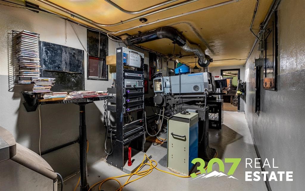 204 N Bent St — photo 19 of 25