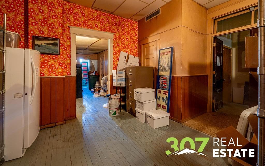 204 N Bent St — photo 24 of 25