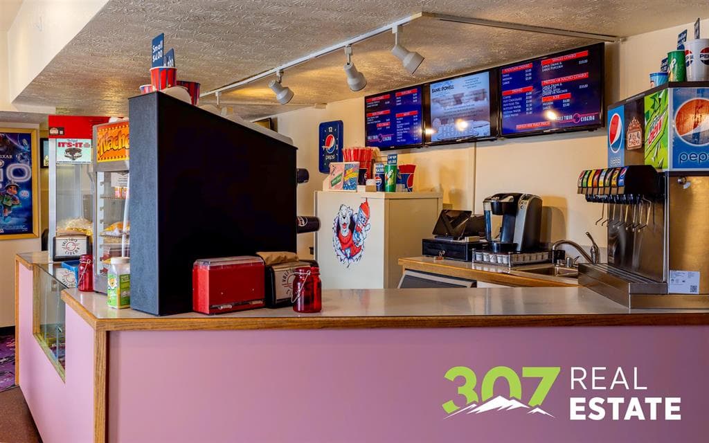 204 N Bent St — photo 7 of 25