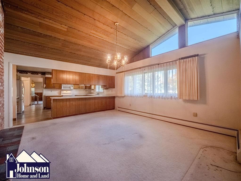 868 Lane 8 — photo 17 of 25