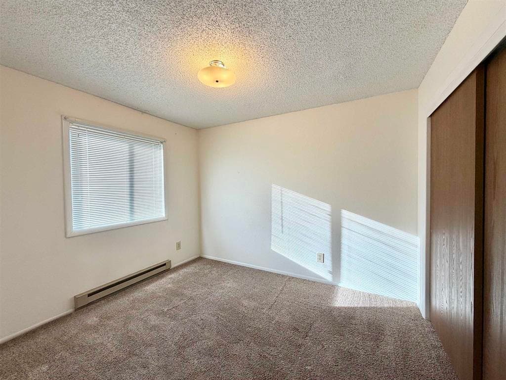 2020 Pioneer Ave — photo 8 of 15