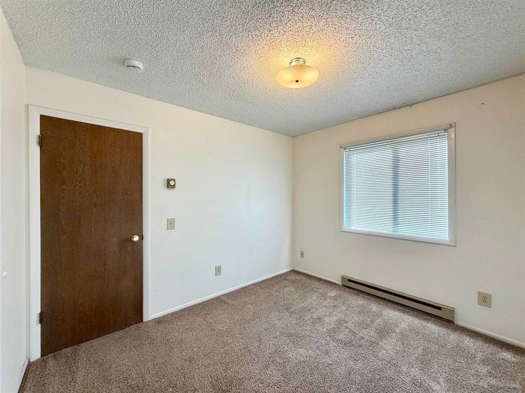 2020 Pioneer Ave — photo 10 of 15