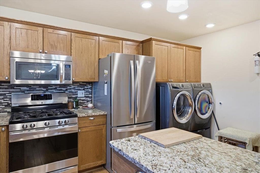 9 S Marquette Ct — photo 7 of 25