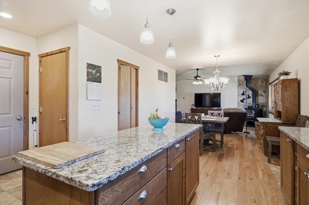 9 S Marquette Ct — photo 8 of 25