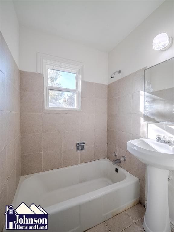 364 3rd St W — photo 17 of 25