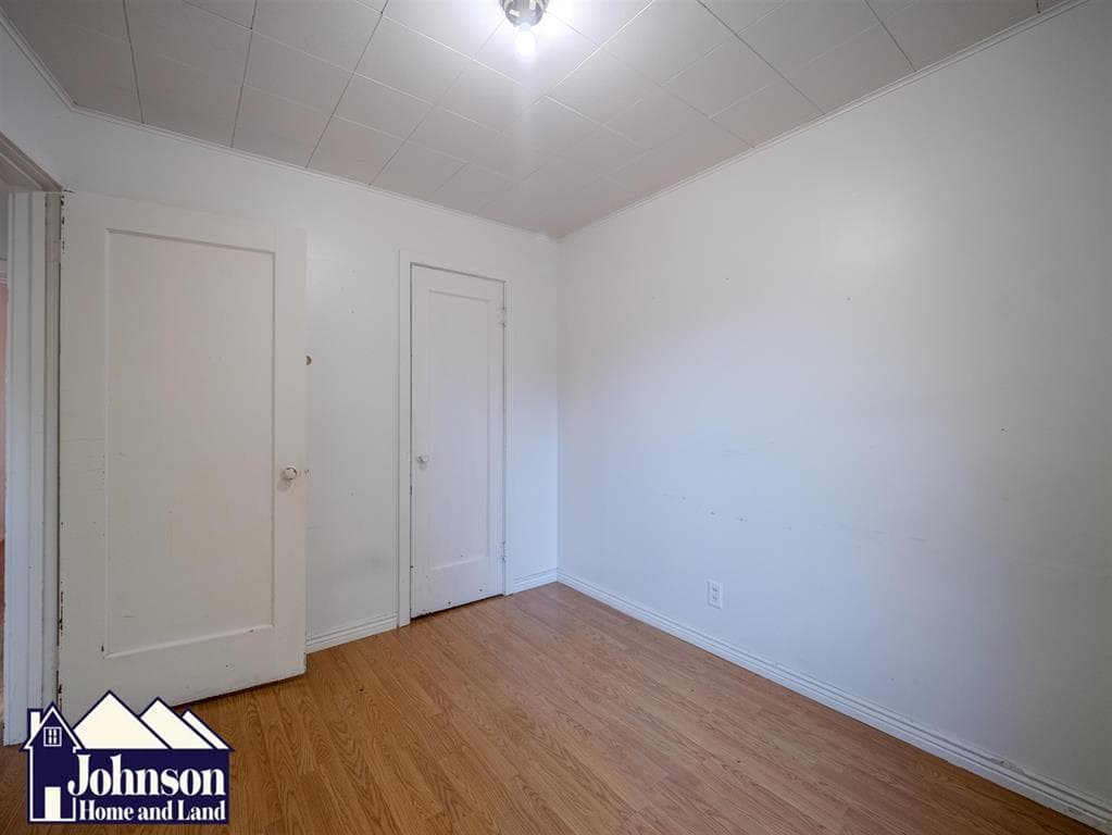 364 3rd St W — photo 21 of 25