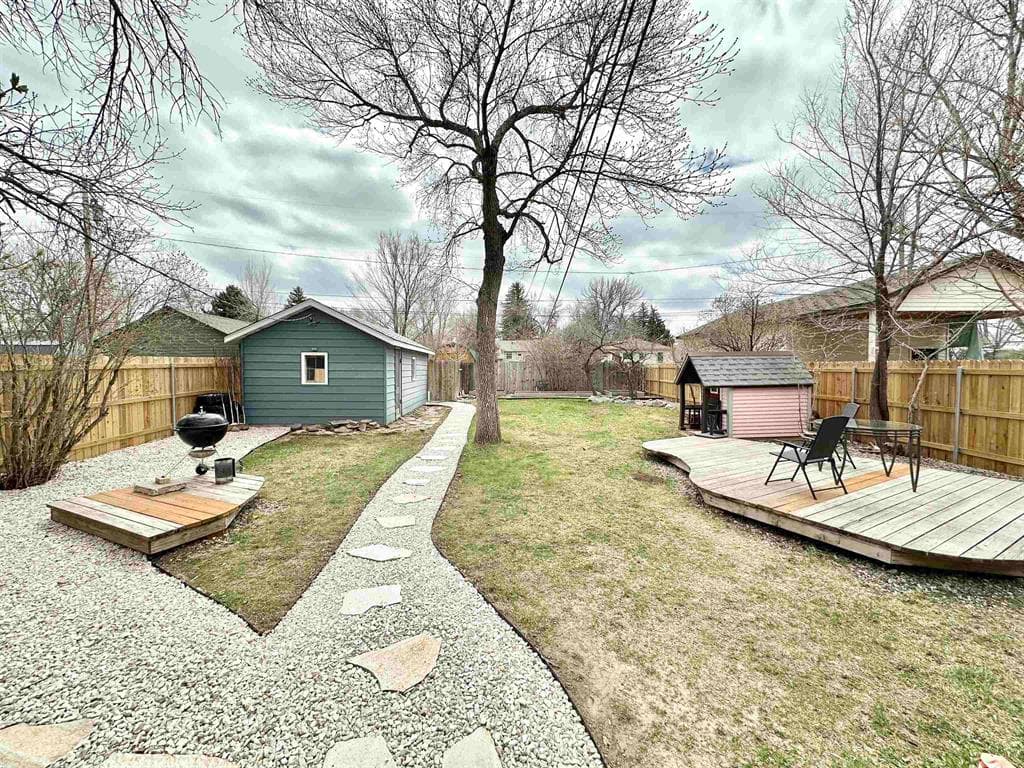1714 Salsbury Ave — photo 16 of 21
