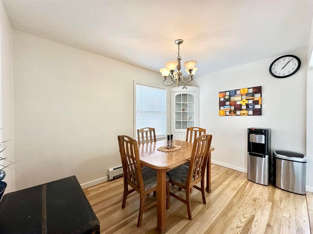 1714 Salsbury Ave — photo 6 of 21