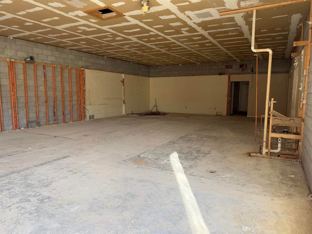 502 Blackburn St — photo 9 of 15